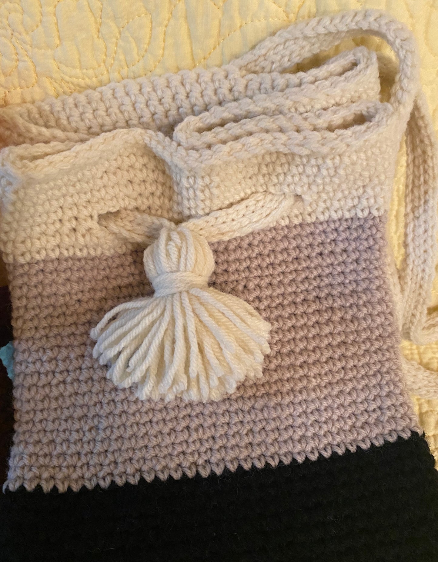 City Chic Handmade Crochet Bucket Bag