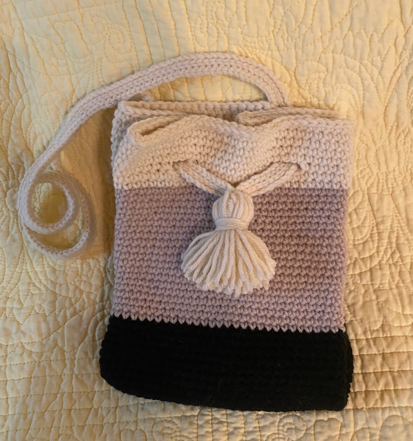 City Chic Handmade Crochet Bucket Bag